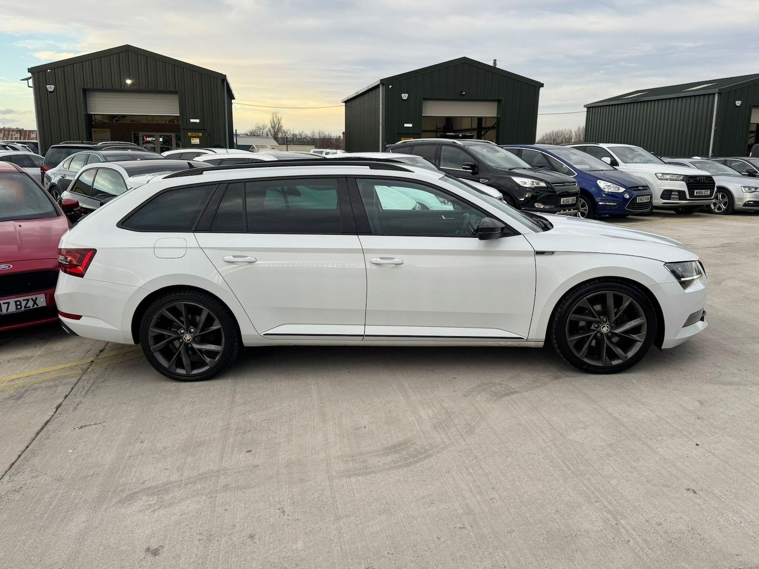Used Skoda Superb 2019 for sale - 76913861: Photo 11