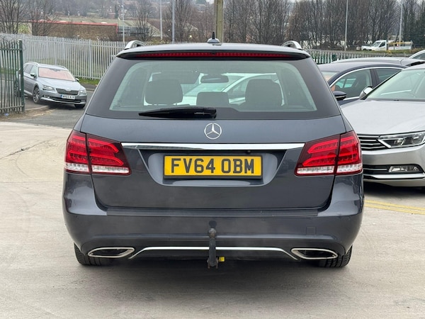 Used Mercedes-Benz E Class 2014 for sale - 75070750: Photo 9