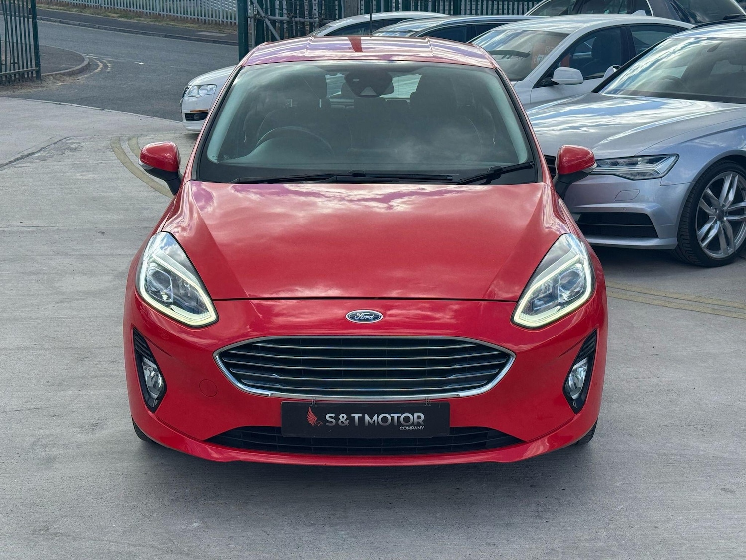 Used Ford Fiesta 2018 for sale - 74554321: Photo 2
