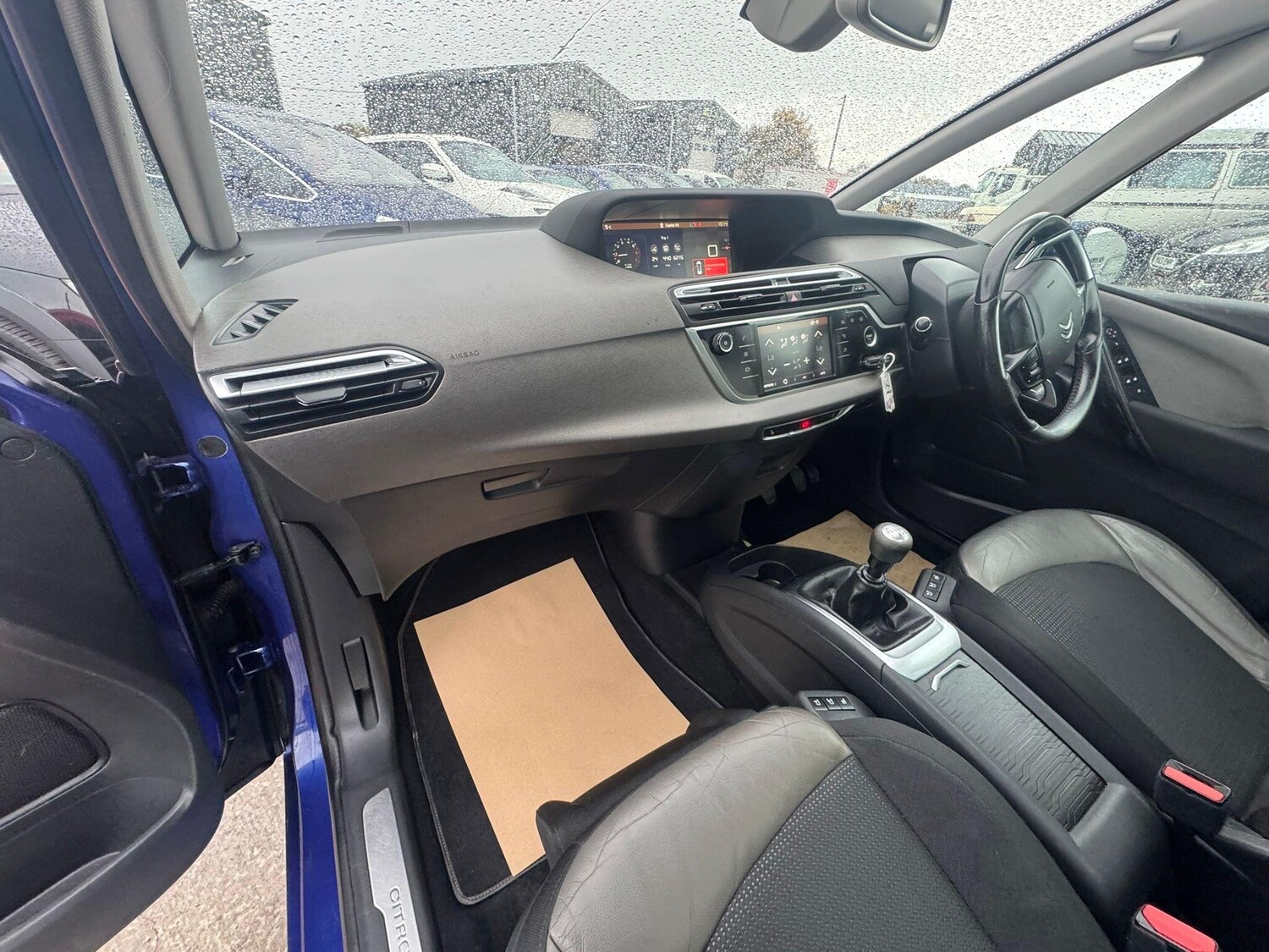 Used Citroen C4 Grand Picasso 2016 for sale - 76361077: Photo 14