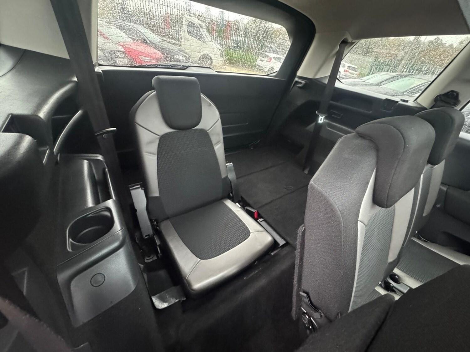 Used Citroen C4 Grand Picasso 2016 for sale - 76361077: Photo 28