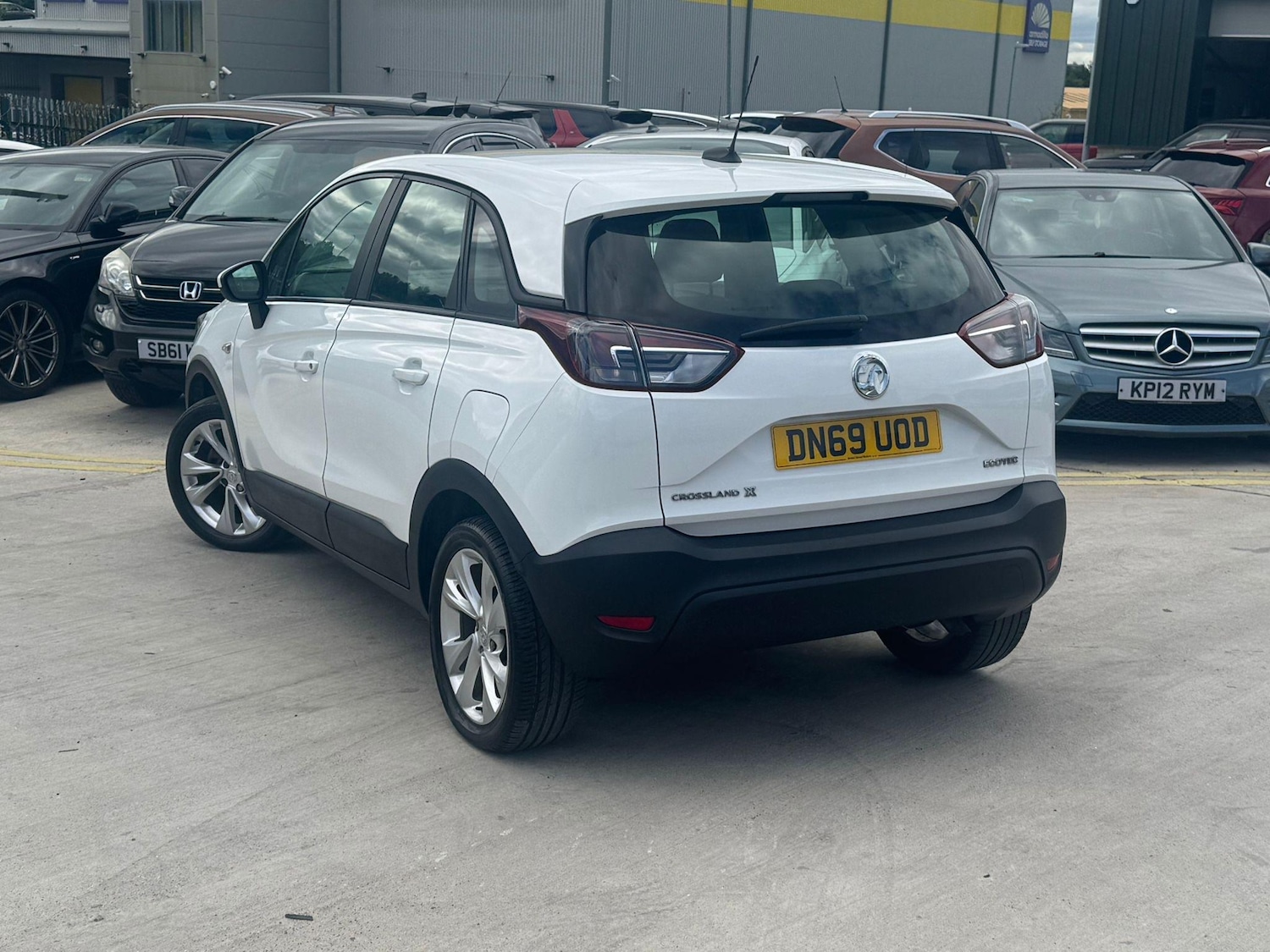 Used Vauxhall Crossland X 2019 for sale - 76988445: Photo 4