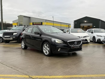 Used Volvo V40 Cross Country 2015 for sale - 77359111: Photo
