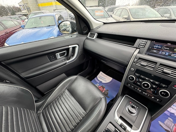 Used Land Rover Discovery Sport 2017 for sale - 74125326: Photo 13
