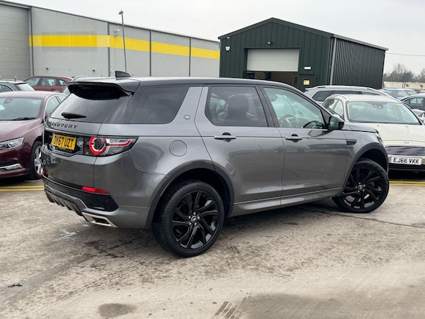 Used Land Rover Discovery Sport 2017 for sale - 74125326: Photo 31