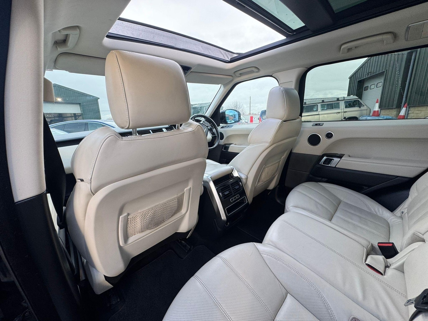 Used Land Rover Range Rover Sport 2014 for sale - 76850091: Photo 3