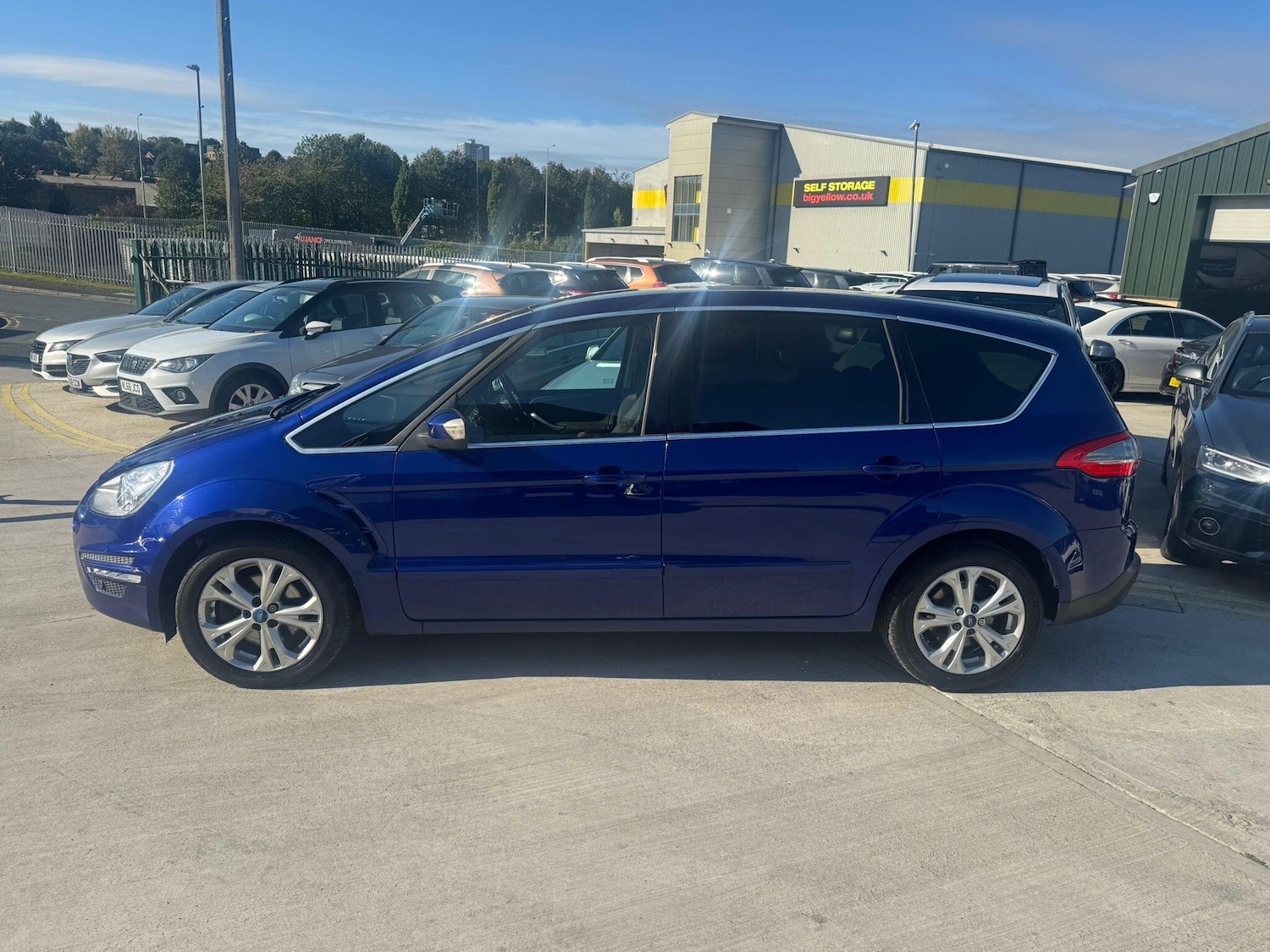 Used Ford S-Max 2013 for sale - 76990491: Photo 8