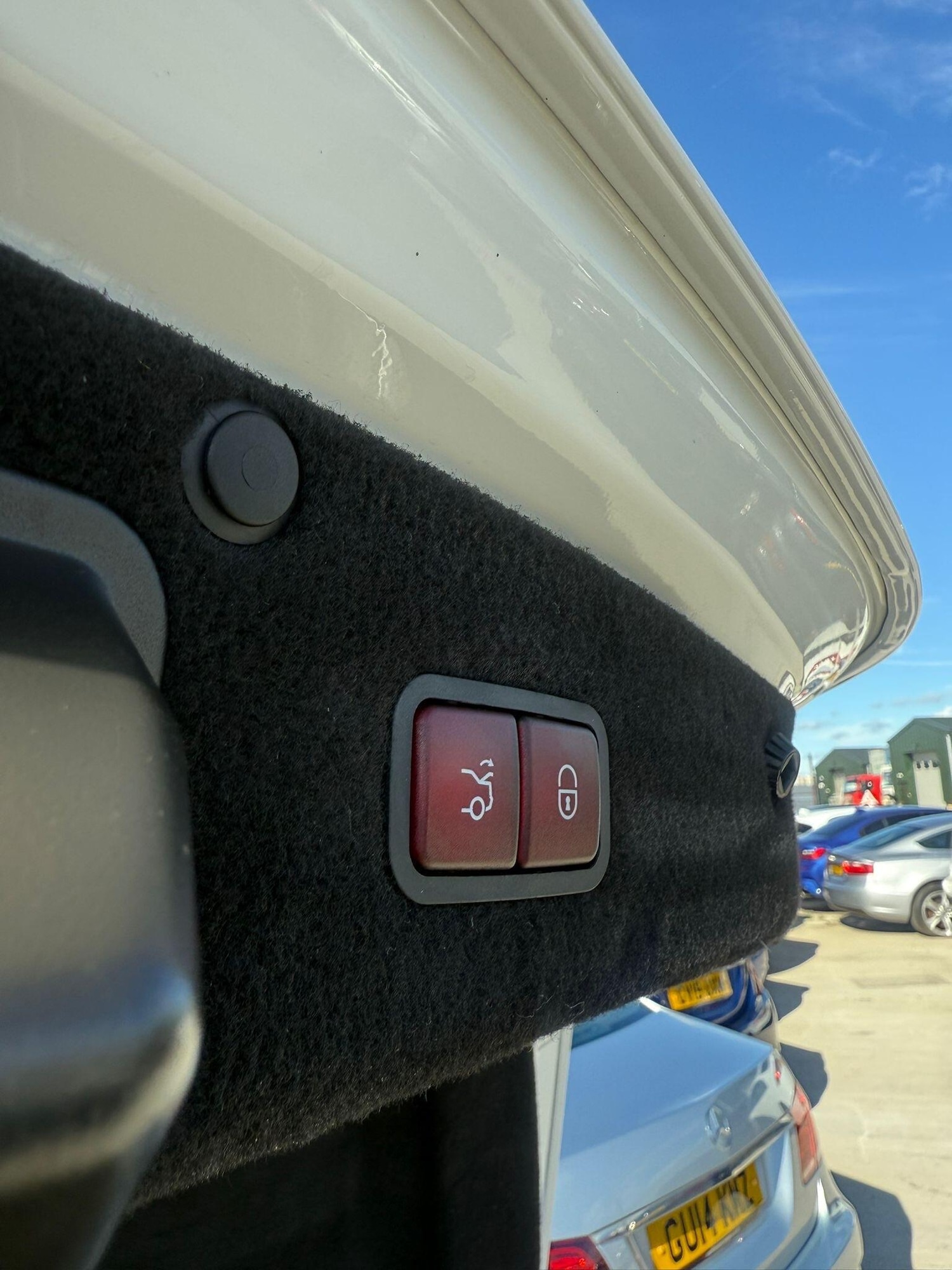 Vehicle 28