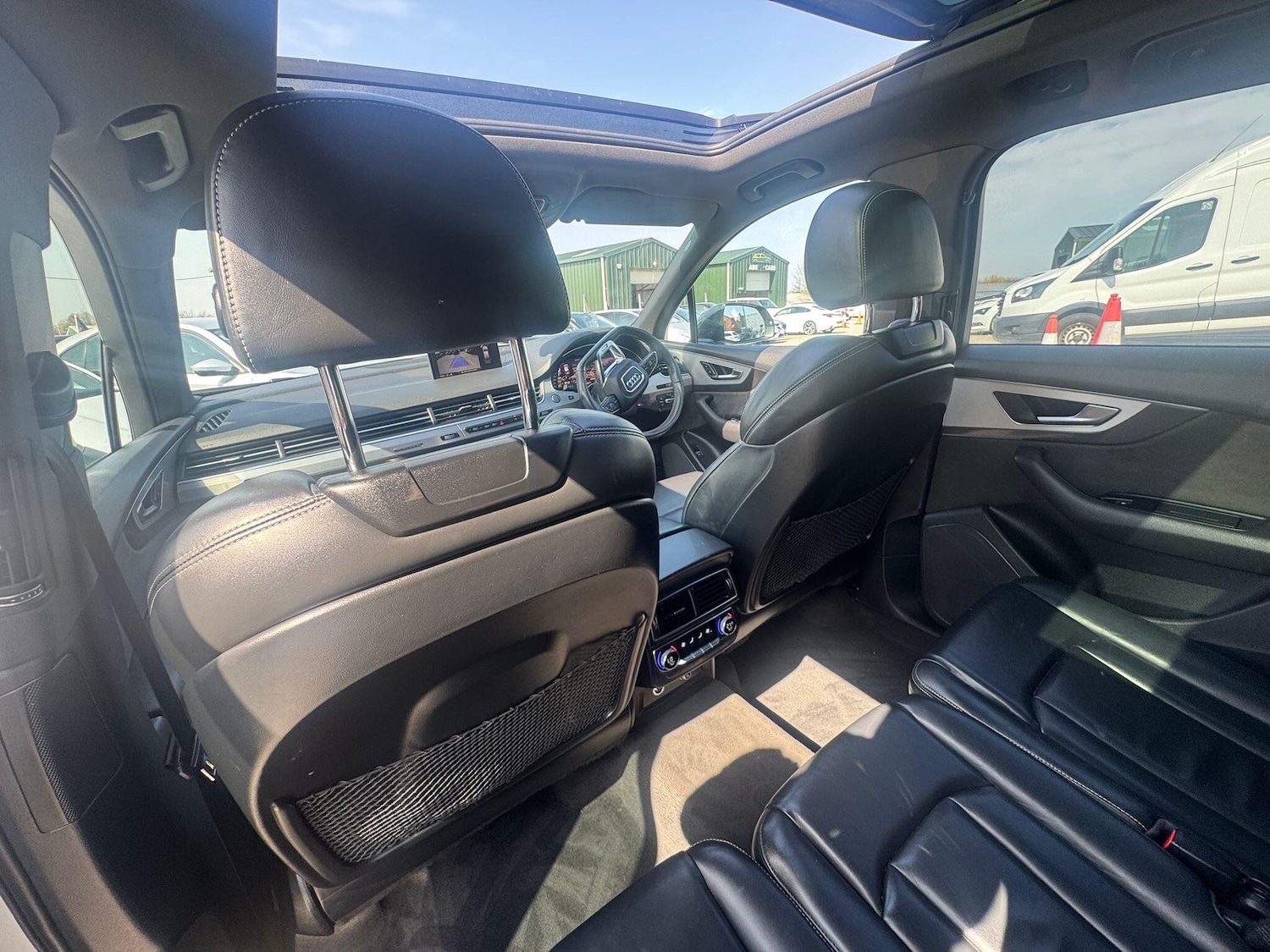 Used Audi Q7 2018 for sale - 78171345: Photo 14