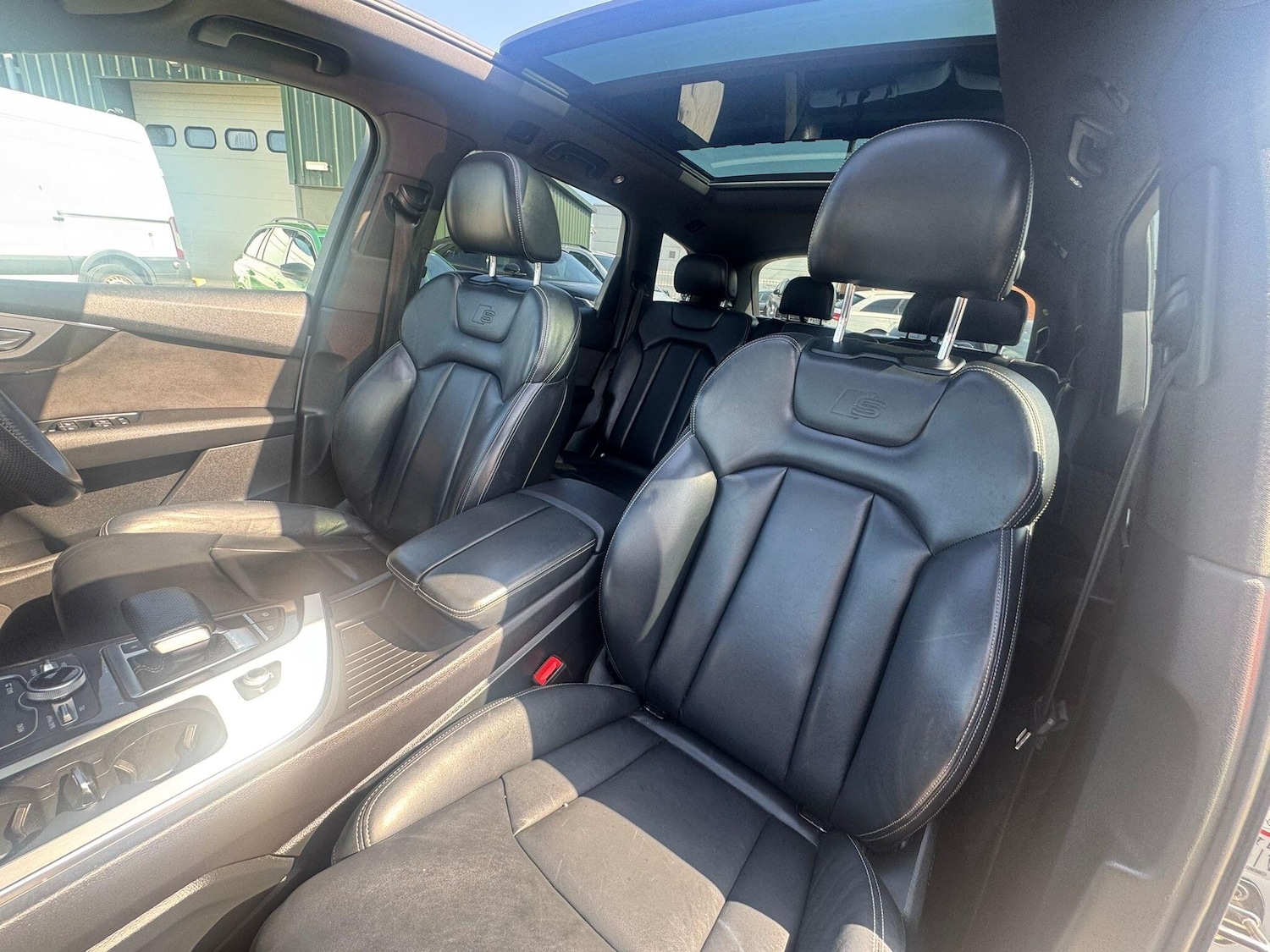 Used Audi Q7 2018 for sale - 78171345: Photo 28