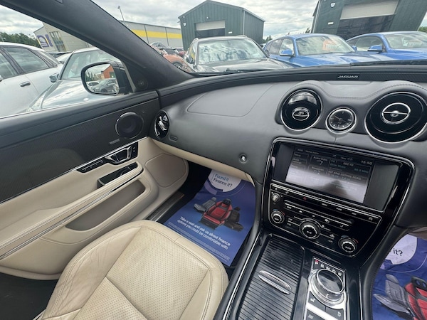Used Jaguar XJ 2014 for sale - 75071888: Photo 14