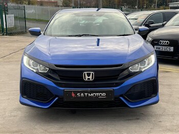 Used Honda Civic 2017 for sale - 76990696: Photo