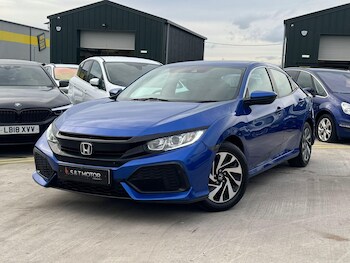 Used Honda Civic 2017 for sale - 76990696: Photo