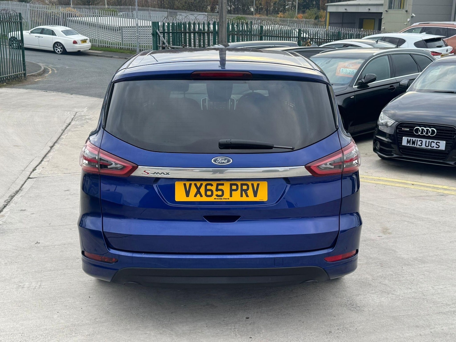 Used Ford S-Max for sale - 76550289: Photo 10