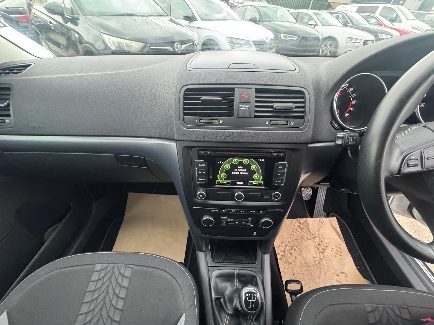 Used Skoda Yeti 2013 for sale - 77279222: Photo 14