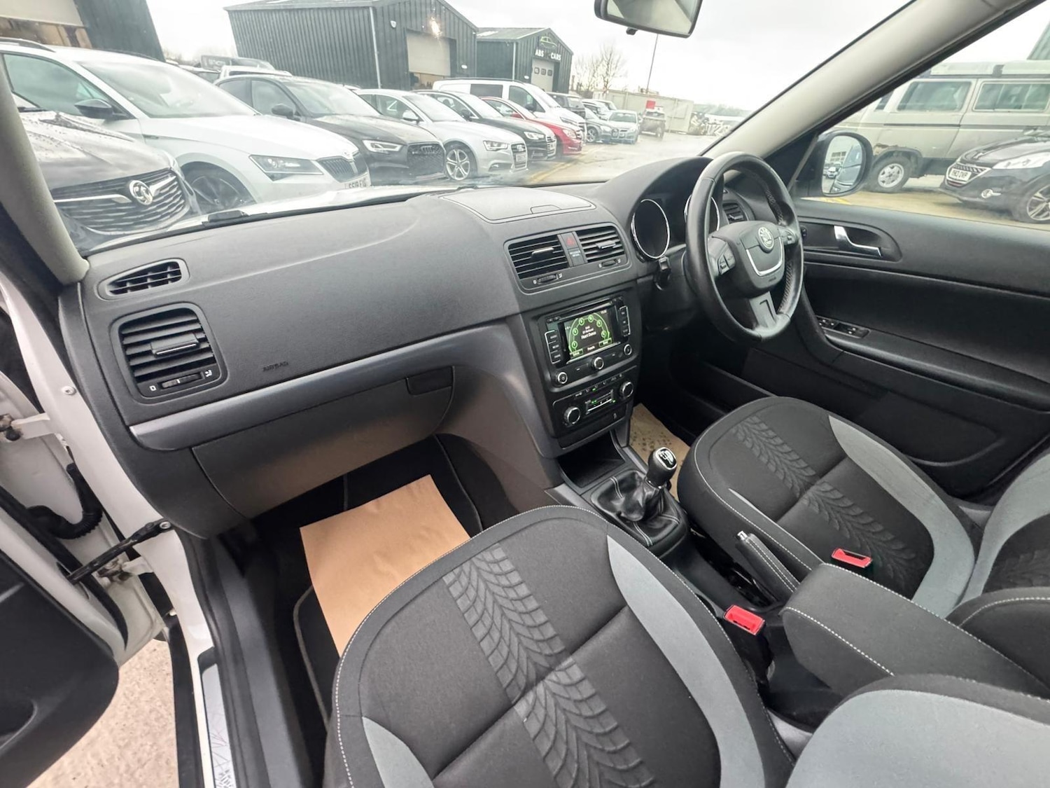 Used Skoda Yeti 2013 for sale - 77279222: Photo 16