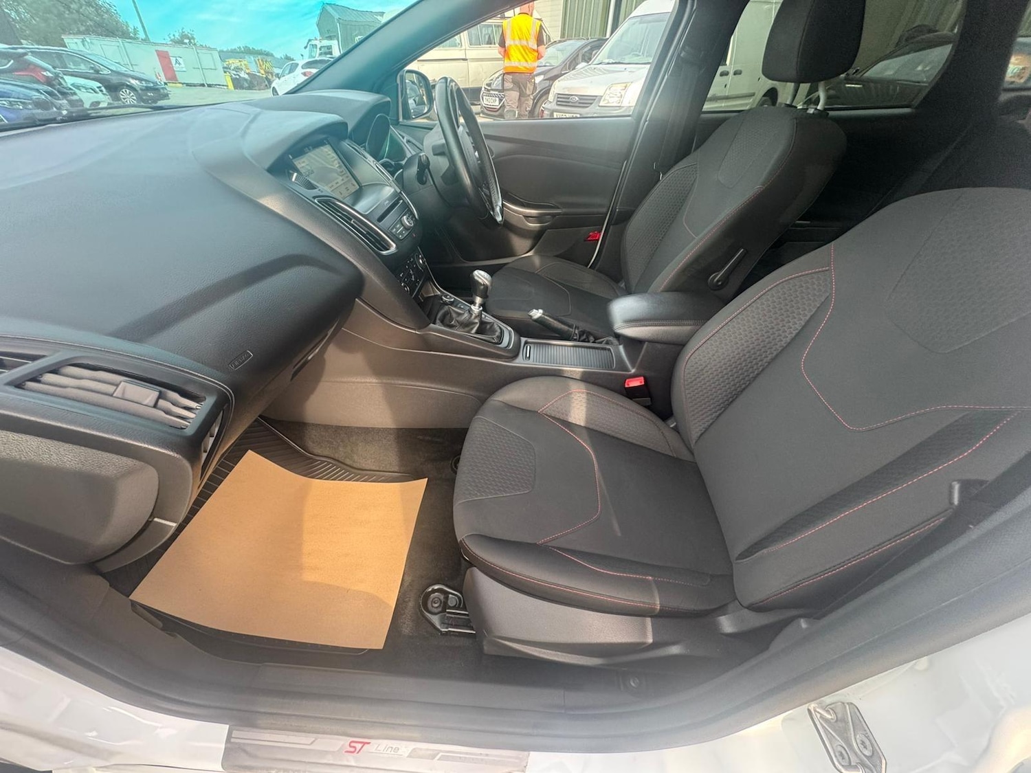 Used Ford Focus for sale - 76995613: Photo 24