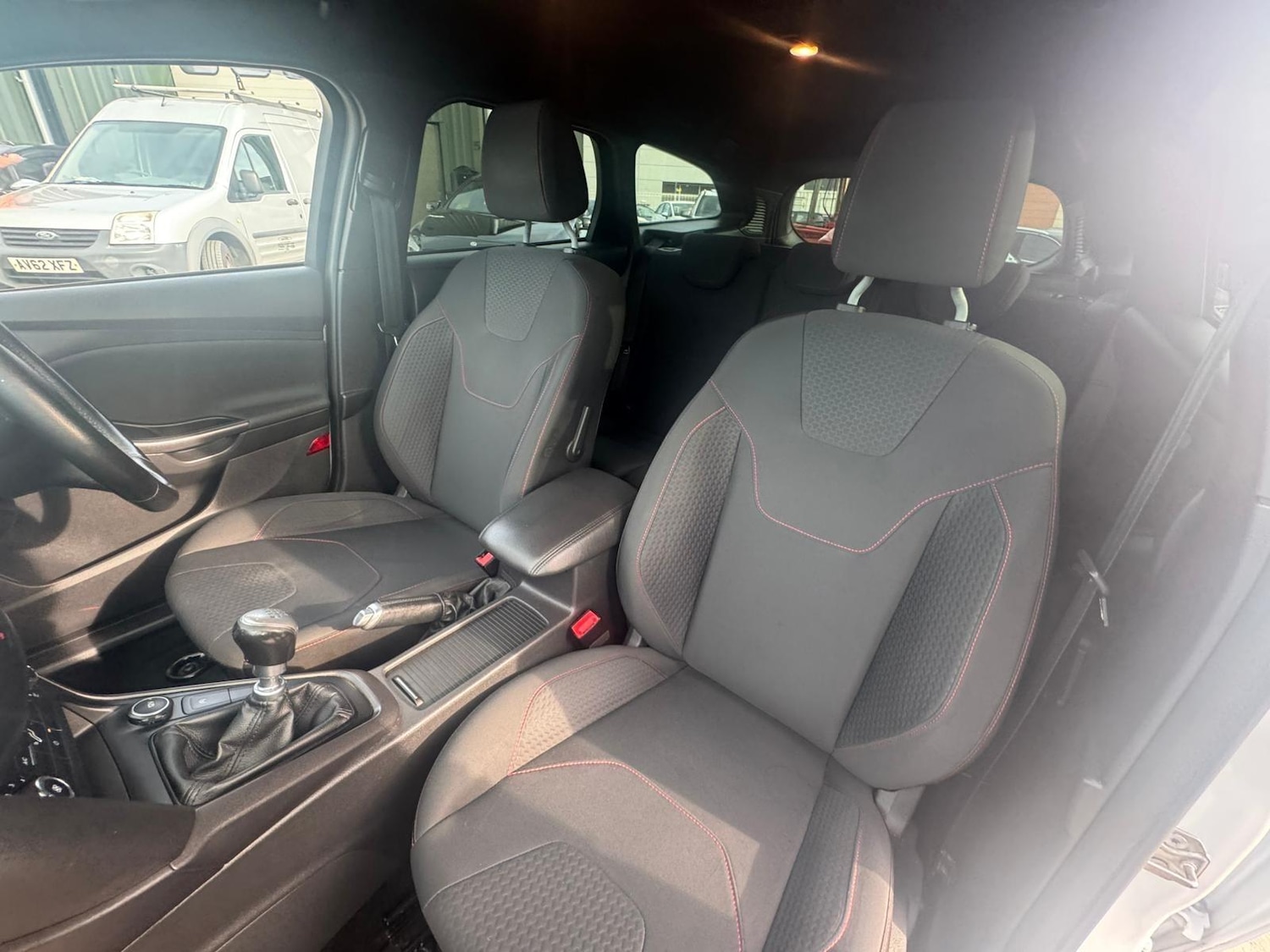 Used Ford Focus for sale - 76995613: Photo 25