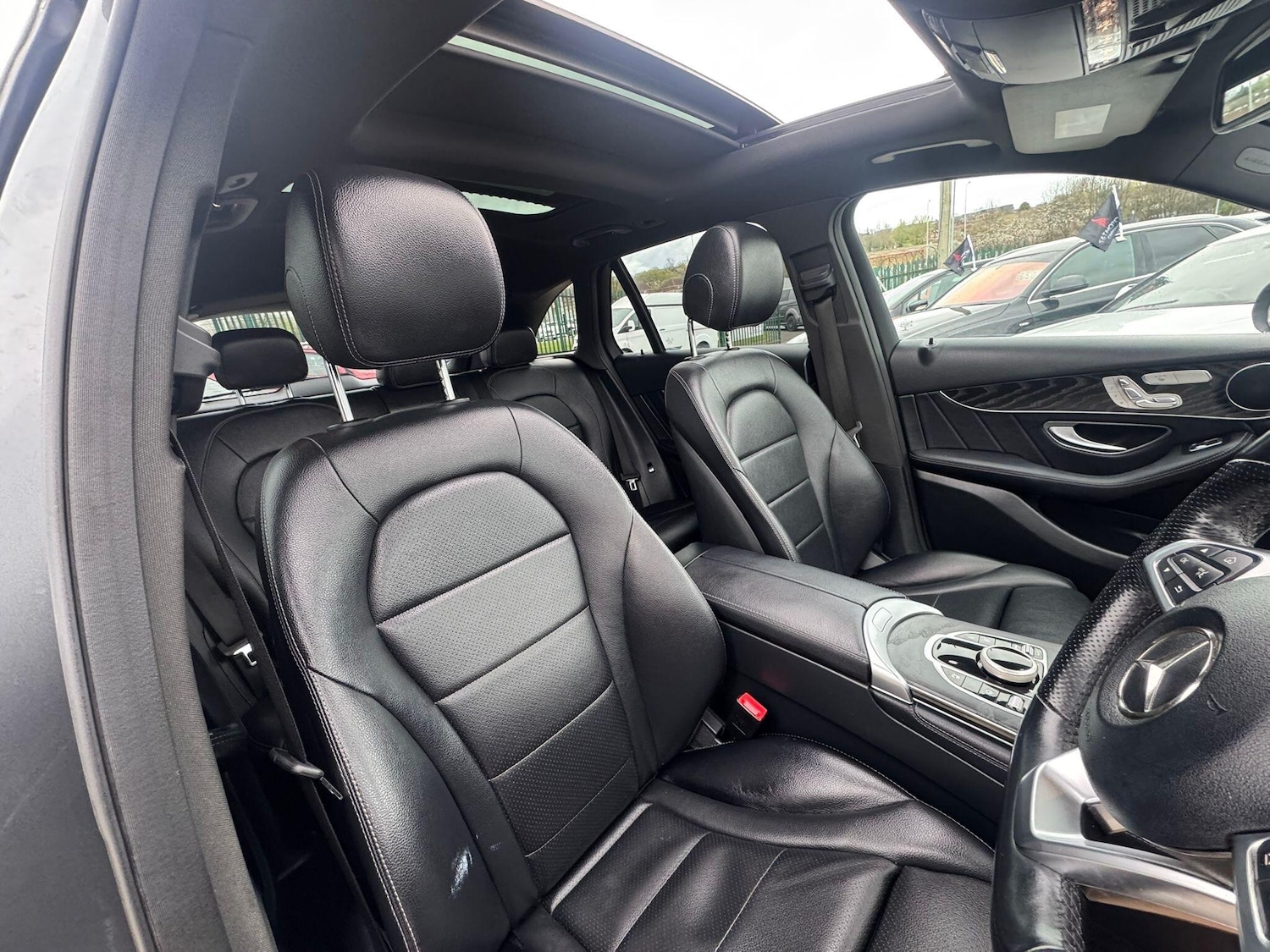 Used Mercedes-Benz GLC 2017 for sale - 78204843: Photo 18