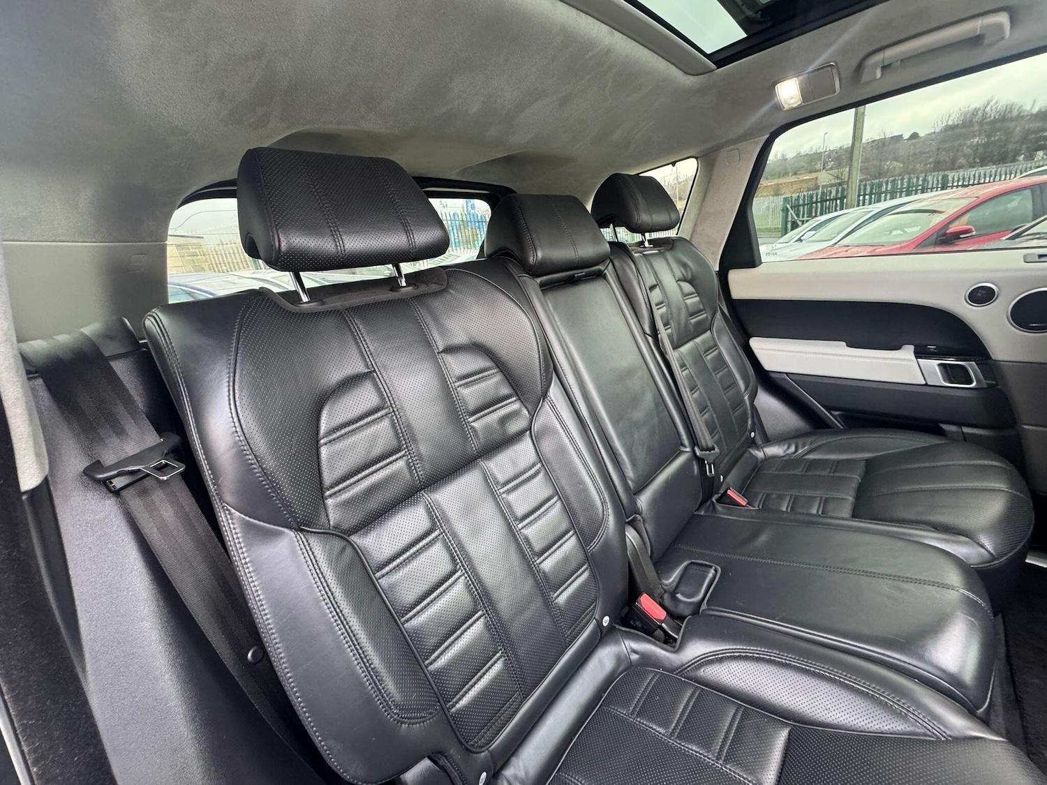 Used Land Rover Range Rover Sport 2016 for sale - 77279629: Photo 18