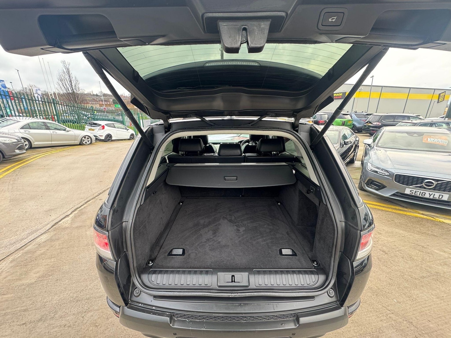 Used Land Rover Range Rover Sport 2016 for sale - 77279629: Photo 25