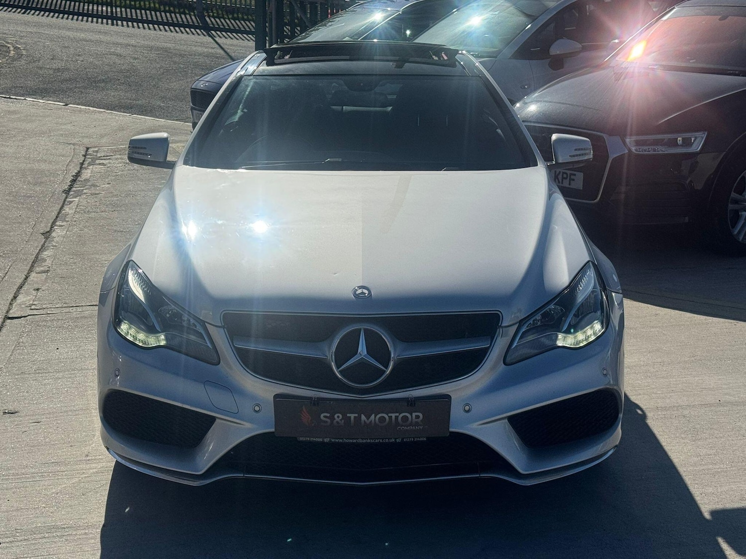 Used Mercedes-Benz E Class for sale - 77940708: Photo 3