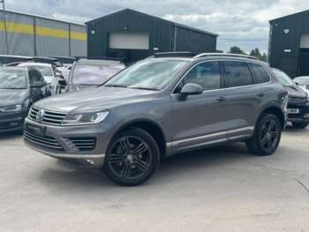 Used Volkswagen Touareg 2015 for sale - 74610849: Photo