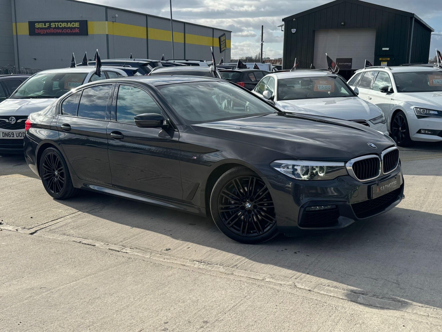 Used BMW 5 Series 2018 for sale - 77908921: Photo 2