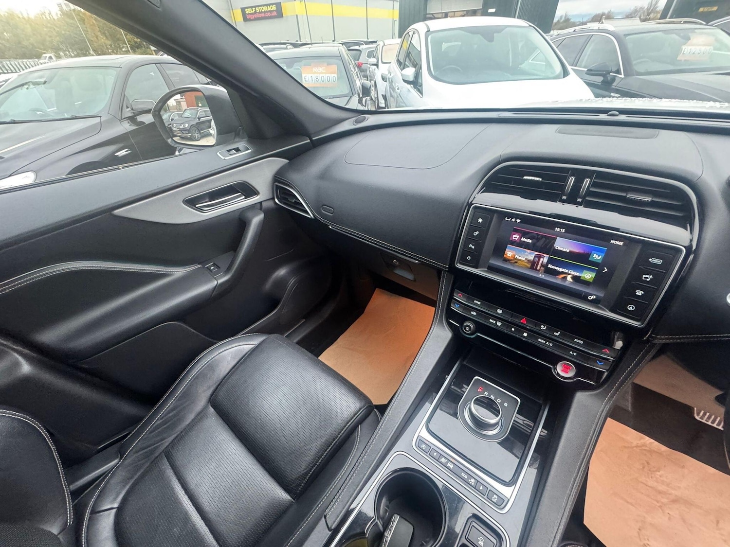 Used Jaguar F-Pace 2017 for sale - 76485274: Photo 11