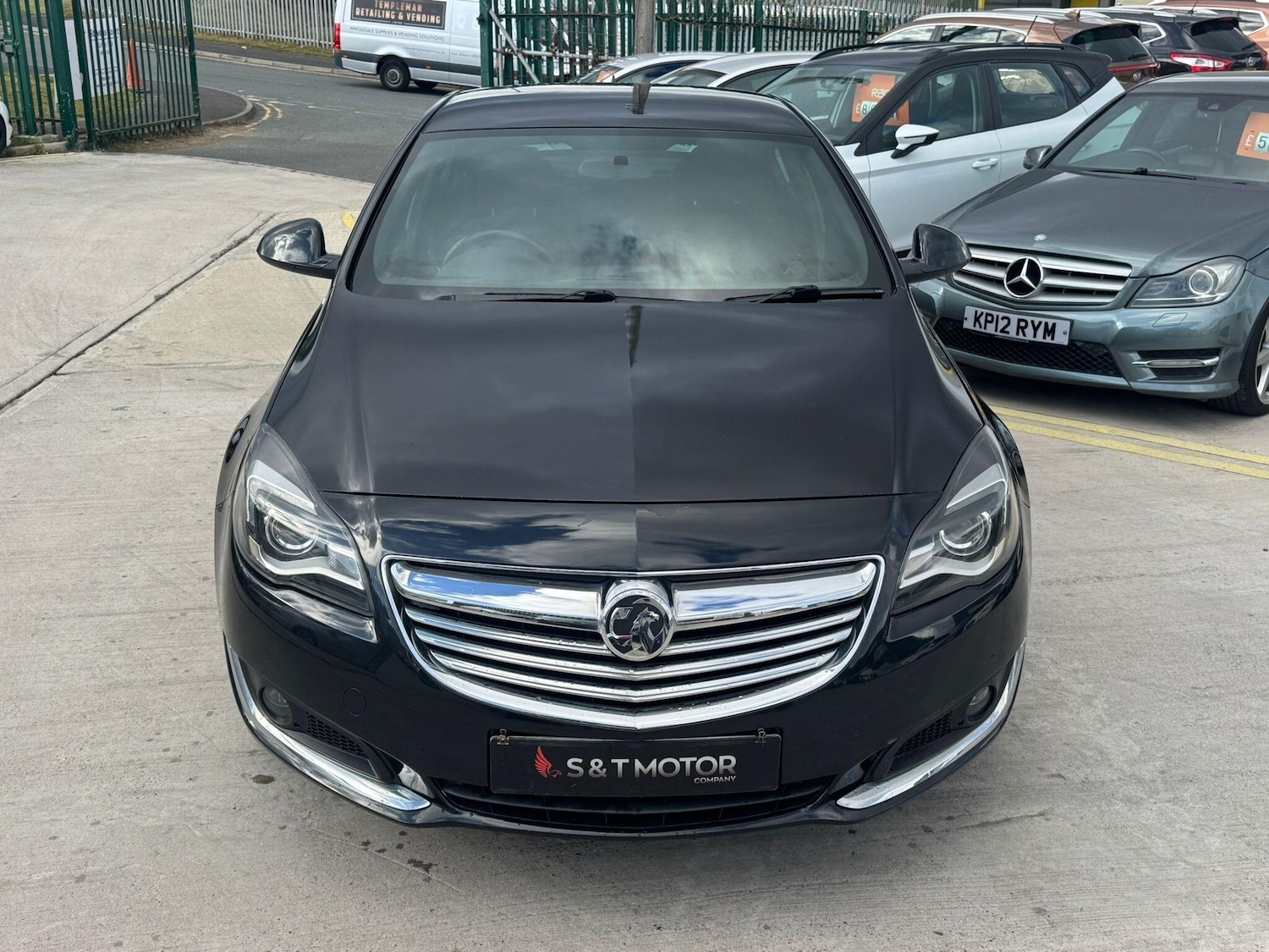 Used Vauxhall Insignia 2016 for sale - 75884673: Photo 2