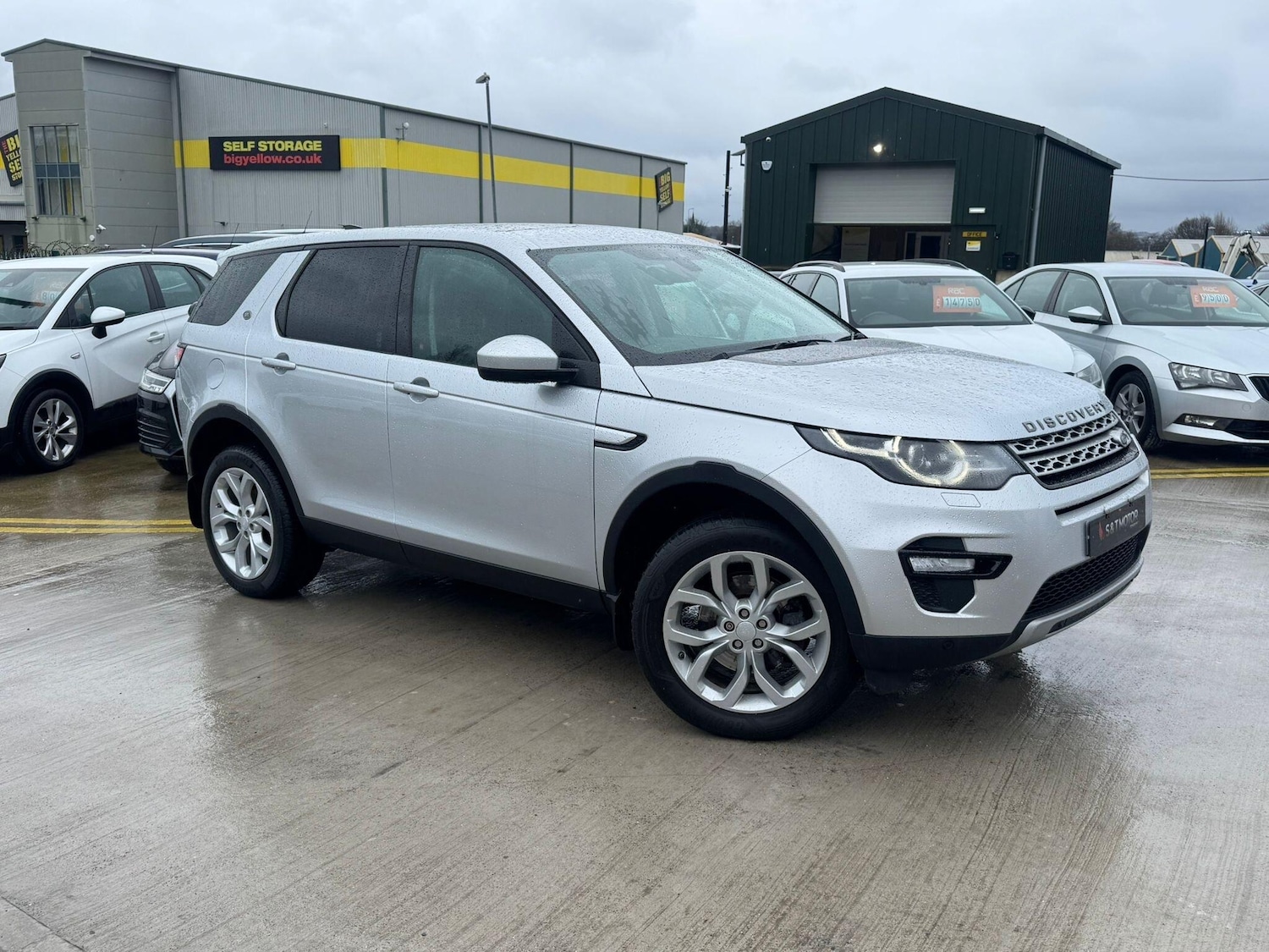 Used Land Rover Discovery Sport 2017 for sale - 77695328: Photo 2