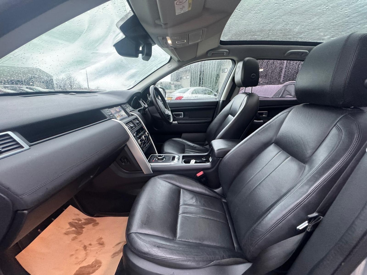 Used Land Rover Discovery Sport 2017 for sale - 77695328: Photo 28