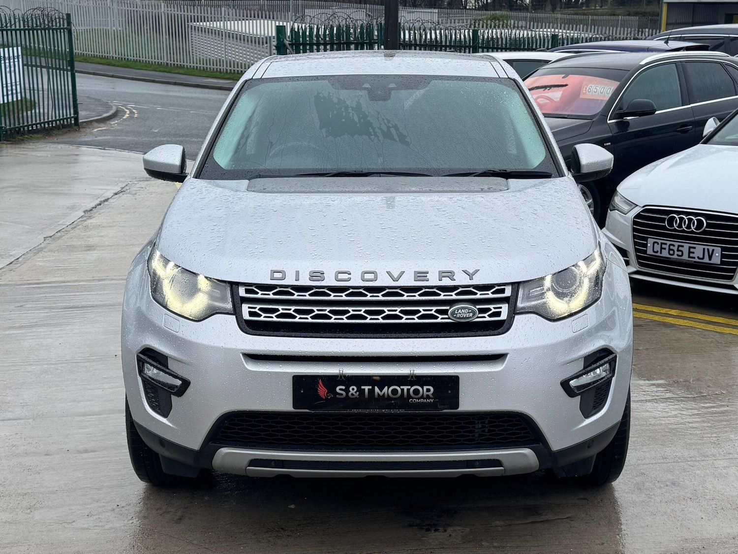 Used Land Rover Discovery Sport 2017 for sale - 77695328: Photo 3