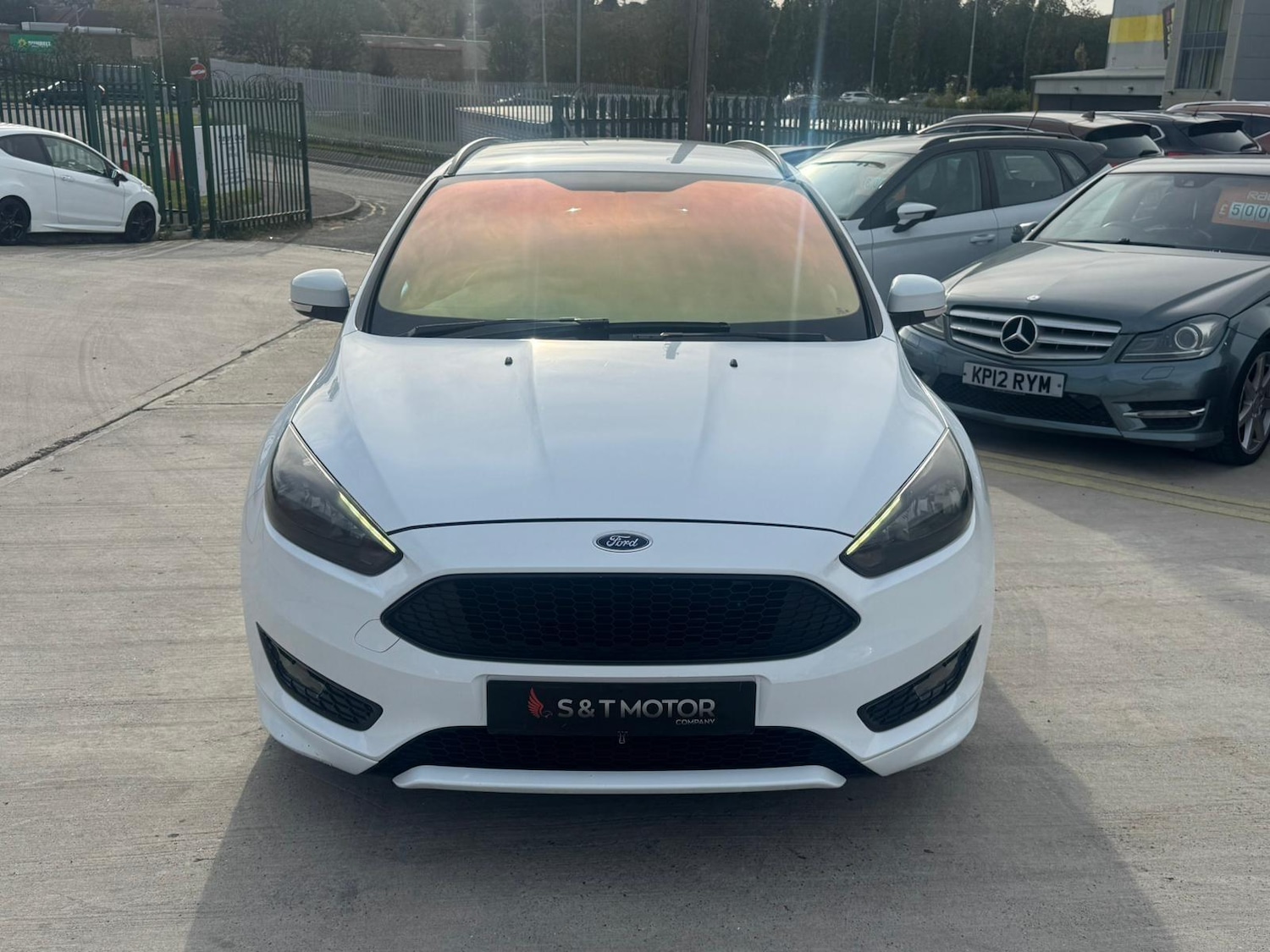 Used Ford Focus 2017 for sale - 76259235: Photo 2