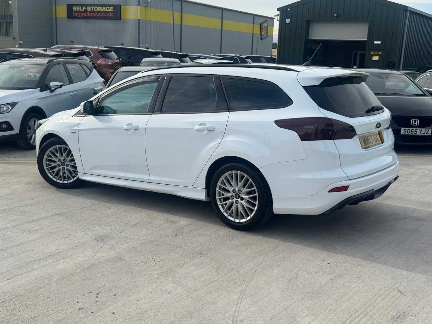 Used Ford Focus 2017 for sale - 76259235: Photo 4