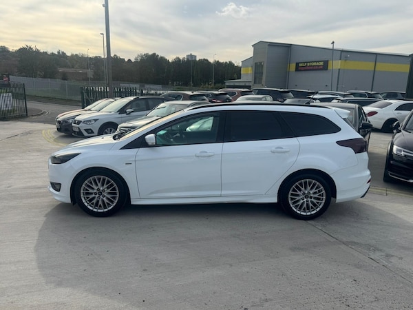 Used Ford Focus 2017 for sale - 76259235: Photo 8