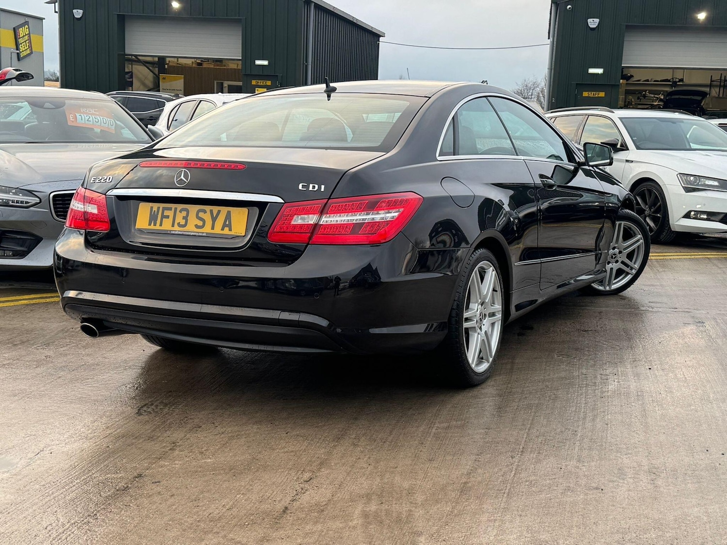 Used Mercedes-Benz E Class 2013 for sale - 77279677: Photo 10