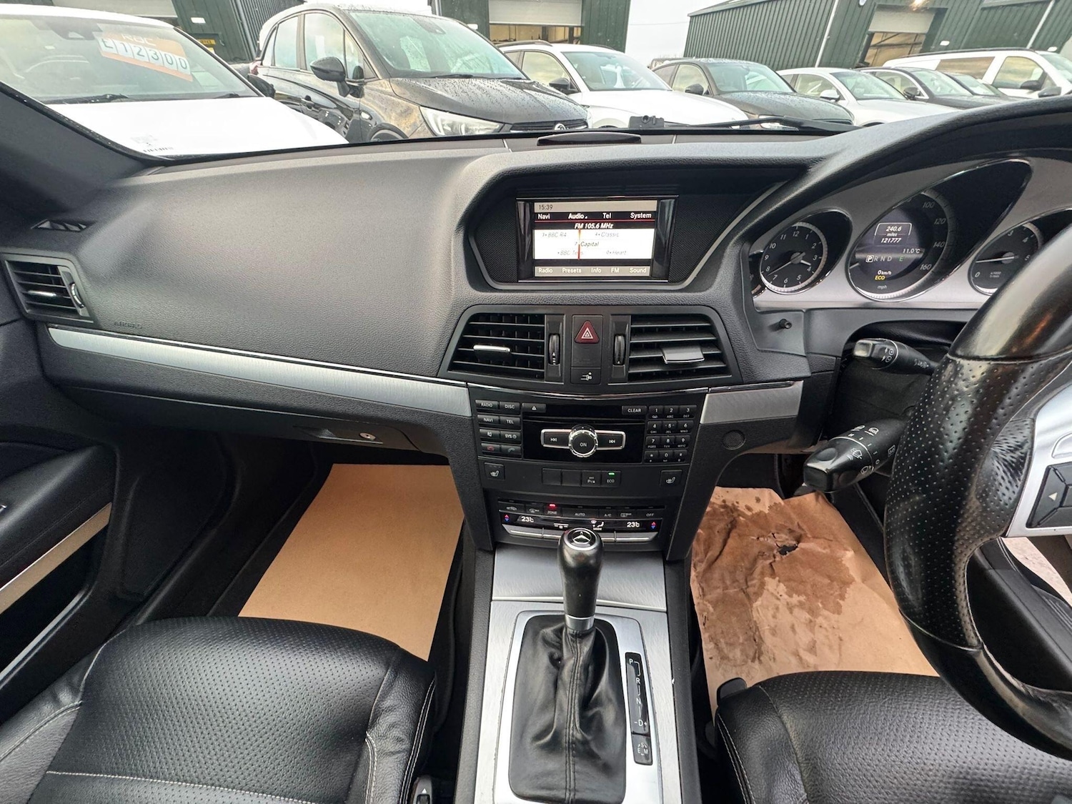 Used Mercedes-Benz E Class 2013 for sale - 77279677: Photo 12