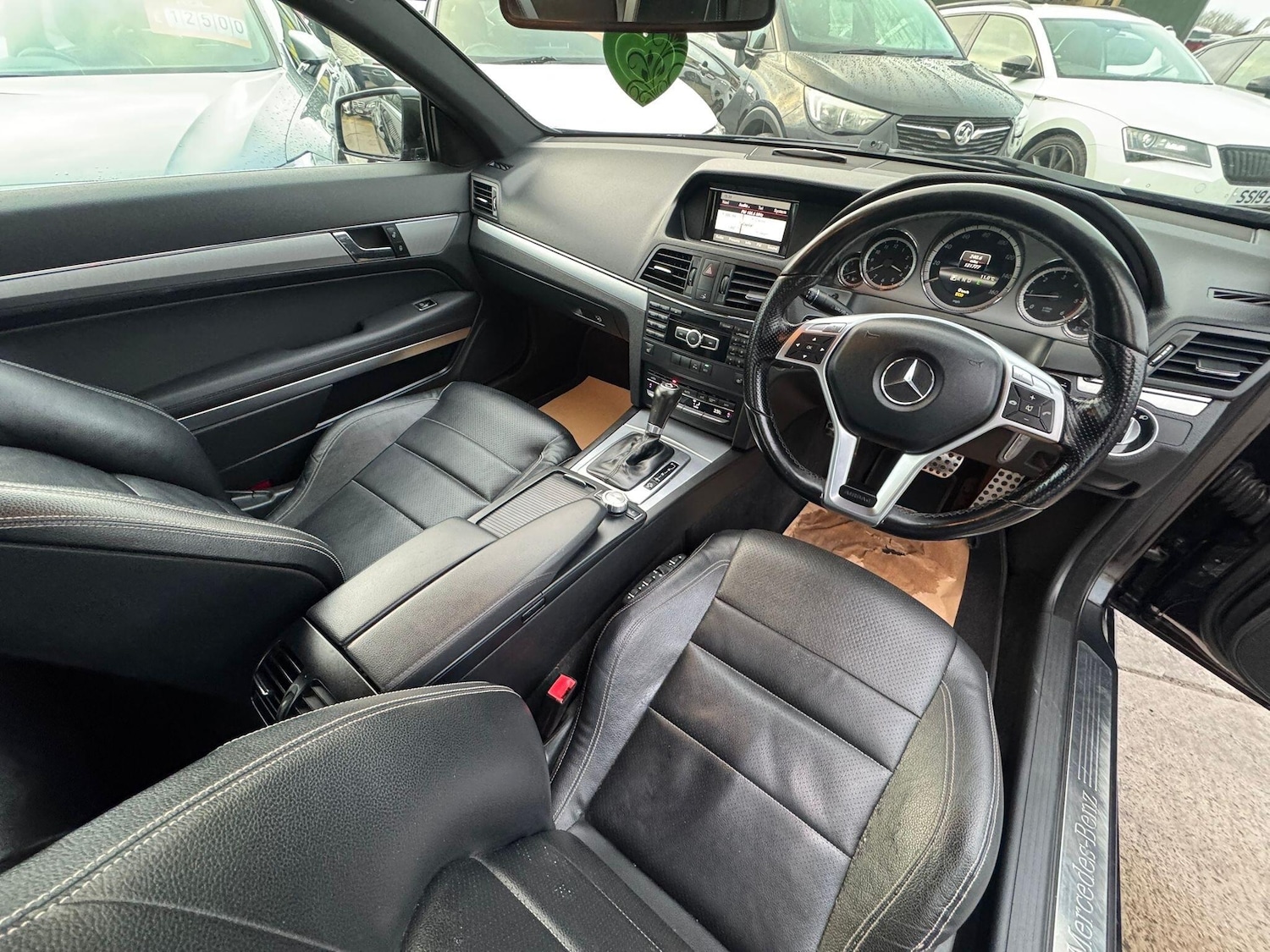 Used Mercedes-Benz E Class 2013 for sale - 77279677: Photo 15