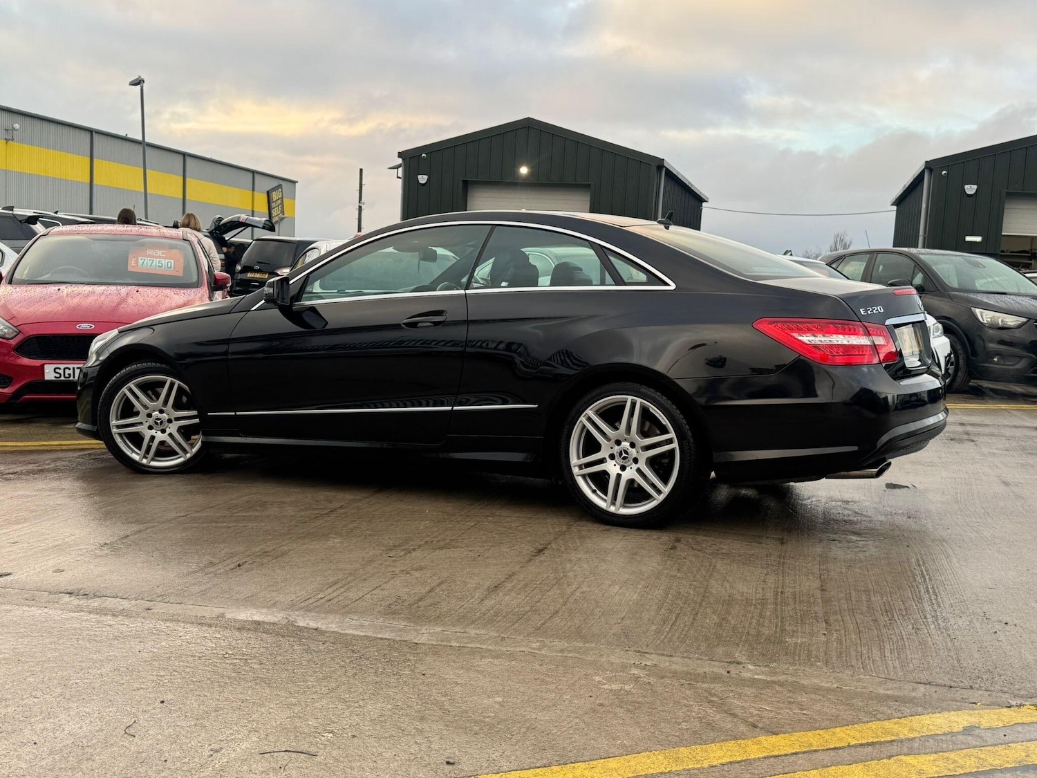 Used Mercedes-Benz E Class 2013 for sale - 77279677: Photo 6