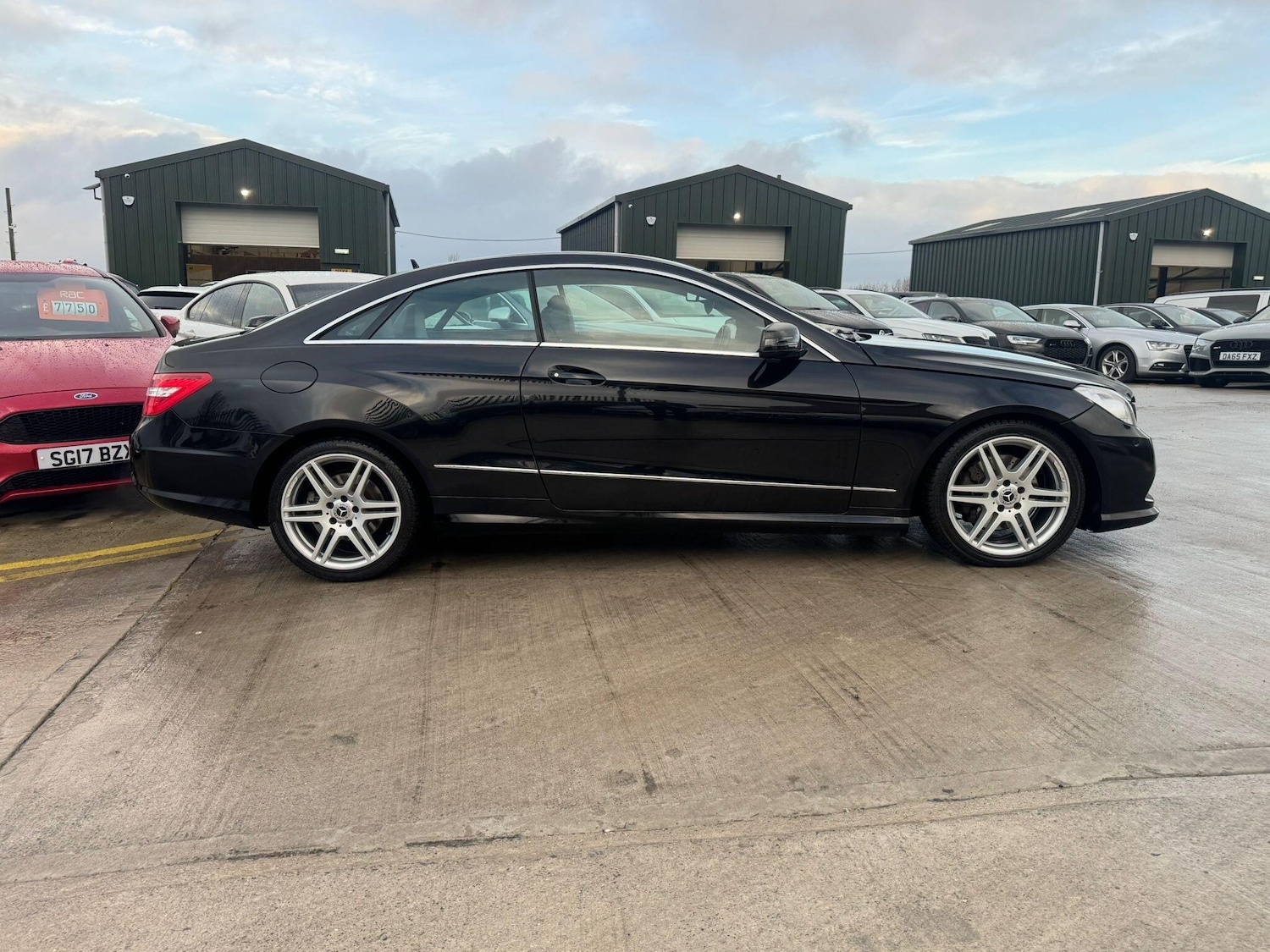 Used Mercedes-Benz E Class 2013 for sale - 77279677: Photo 9