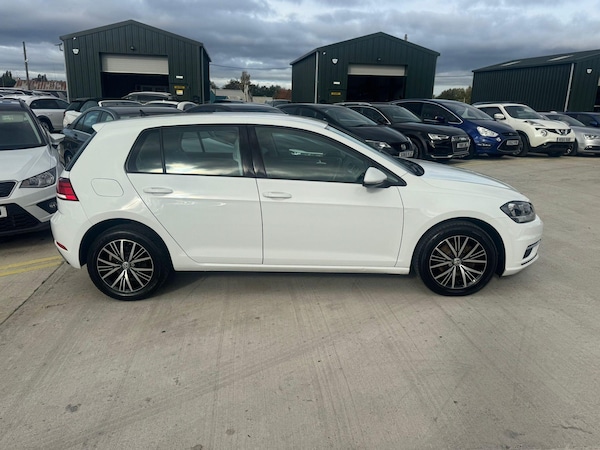 Used Volkswagen Golf 2017 for sale - 76226884: Photo 10