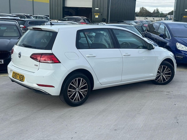 Used Volkswagen Golf 2017 for sale - 76226884: Photo 26