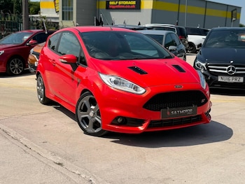 Used Ford Fiesta 2015 for sale - 79018752: Photo