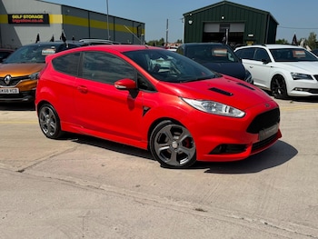 Used Ford Fiesta 2015 for sale - 79018752: Photo