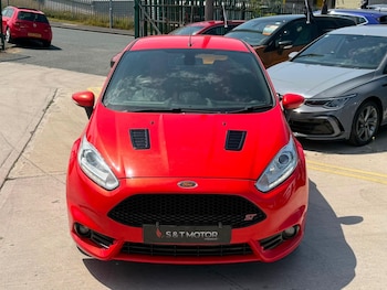 Used Ford Fiesta 2015 for sale - 79018752: Photo