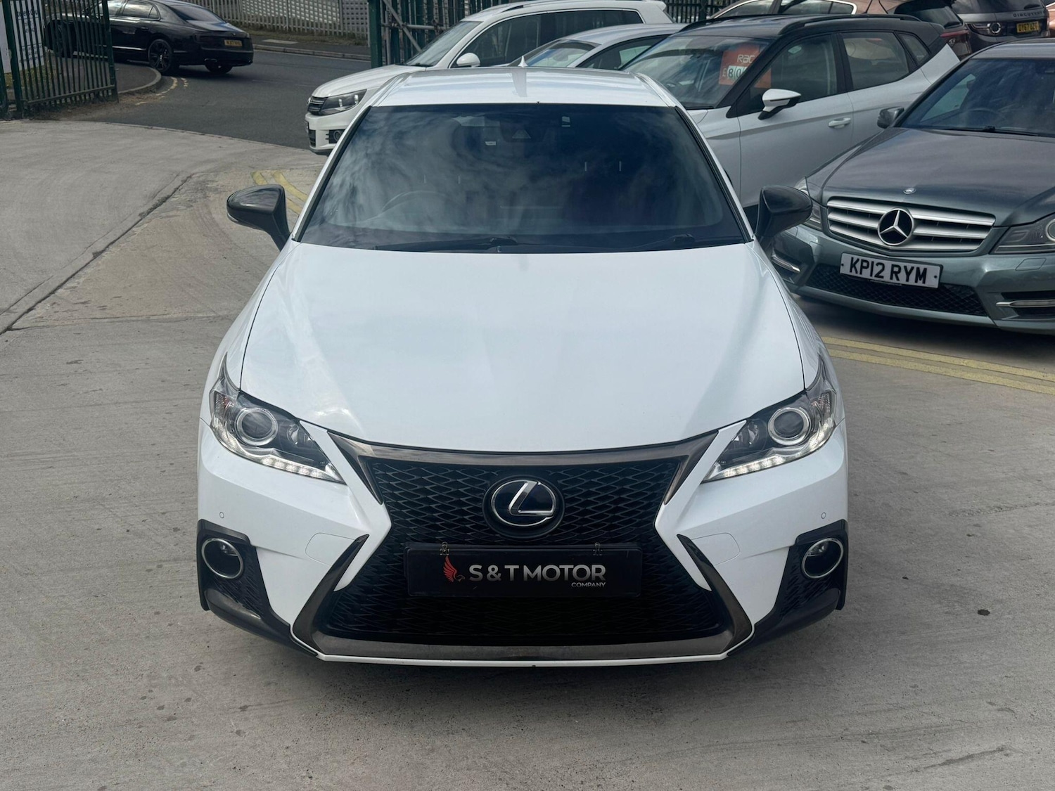 Used Lexus CT for sale - 76987715: Photo 2