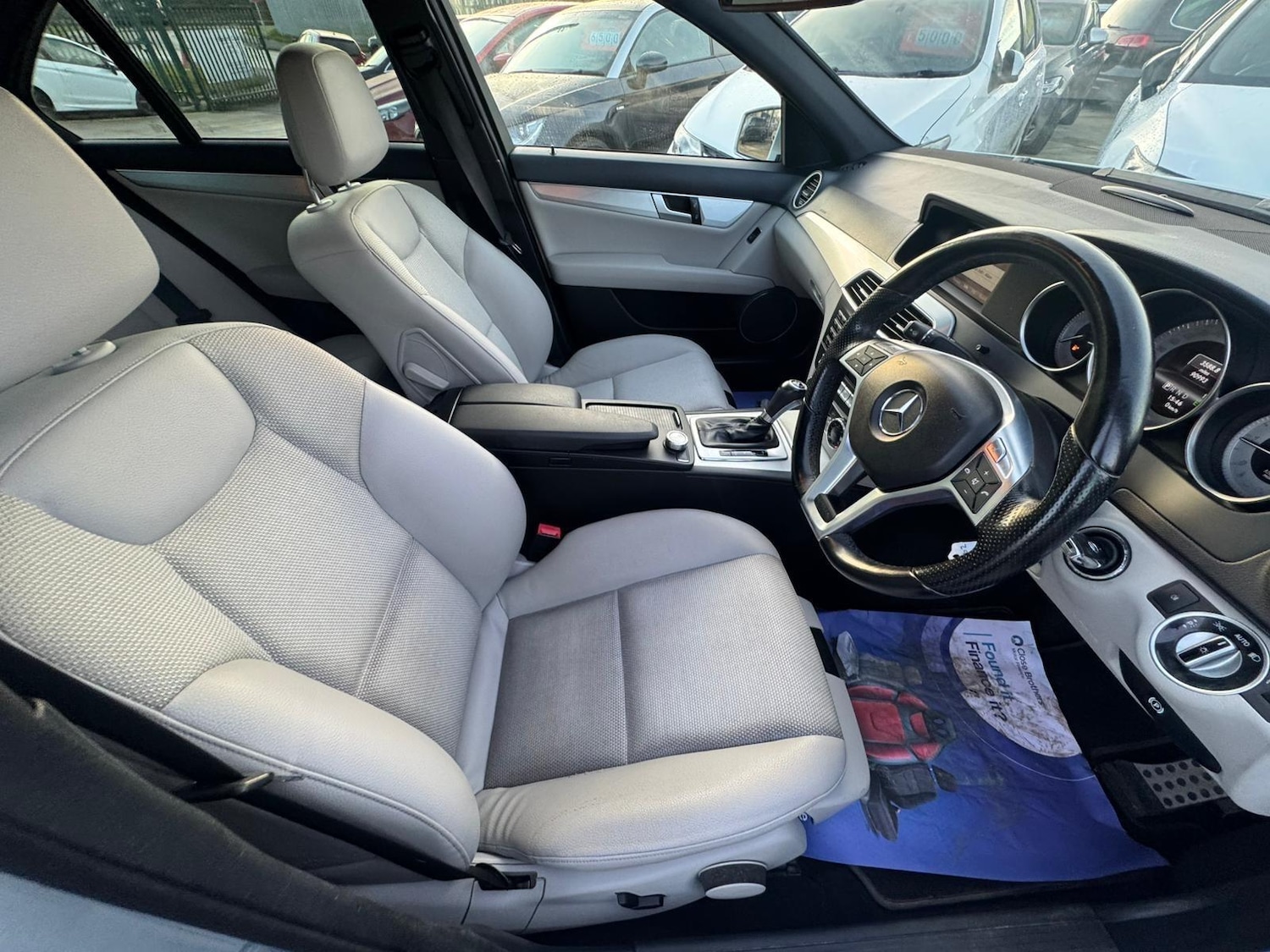 Used Mercedes-Benz C Class 2012 for sale - 76953079: Photo 18