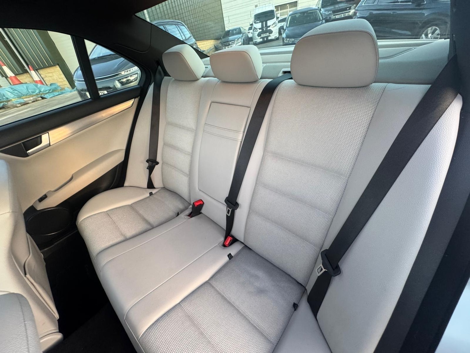 Used Mercedes-Benz C Class 2012 for sale - 76953079: Photo 22