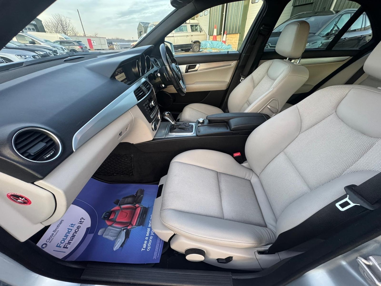 Used Mercedes-Benz C Class 2012 for sale - 76953079: Photo 27